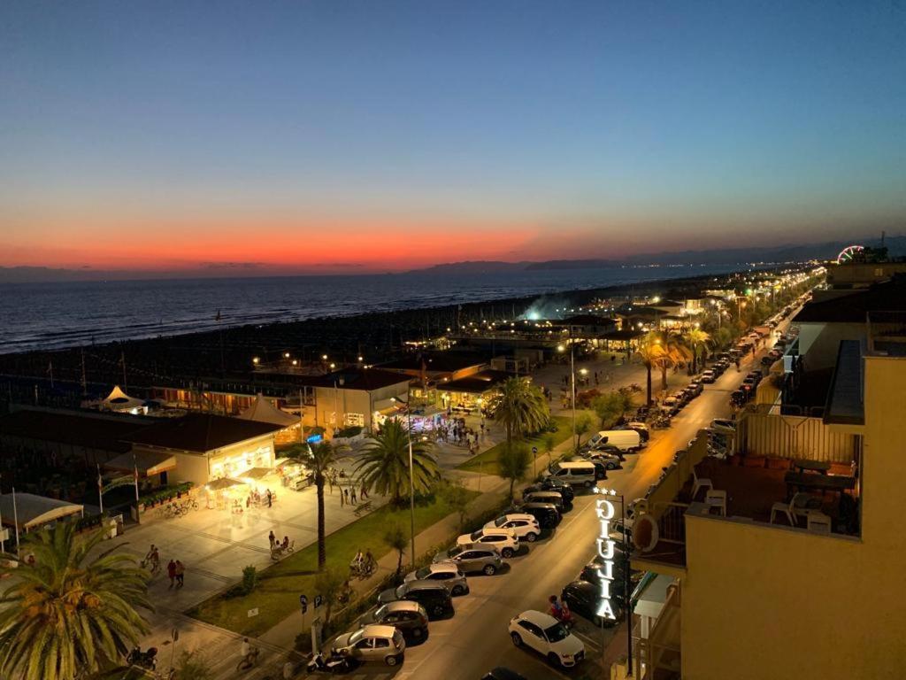 Dependance Dell'Hotel Sole E Mare Lido di Camaiore Exterior foto