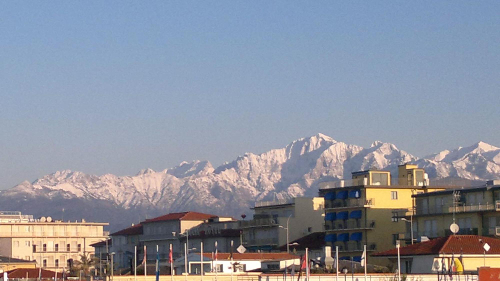 Dependance Dell'Hotel Sole E Mare Lido di Camaiore Exterior foto